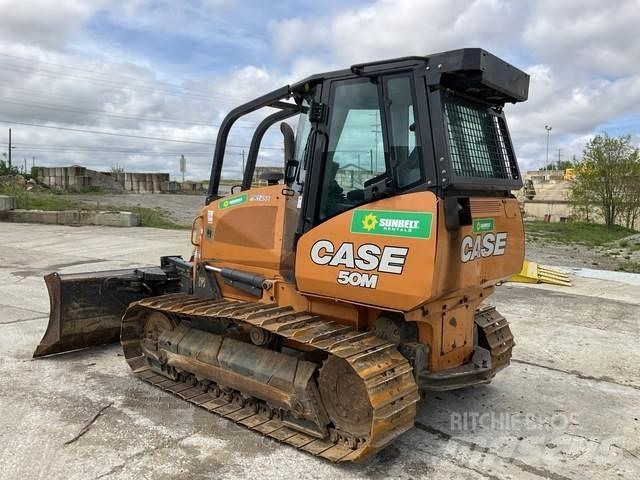 CASE 650M Pásové dozéry