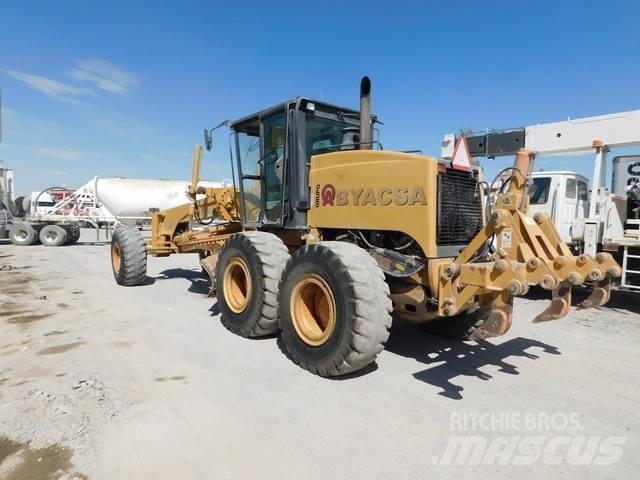 CASE 885 Grejdery