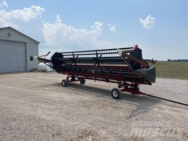 Case IH 1020 Kombajnove hlavice