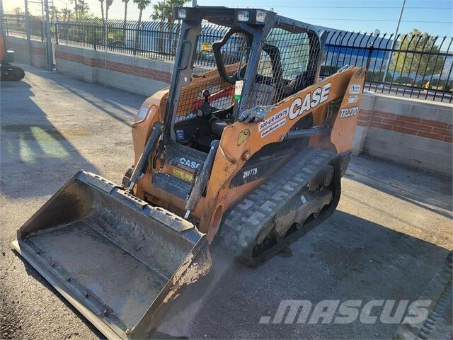 CASE TR270 Šmykom riadené nakladače