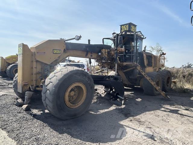 CAT 16M Grejdery