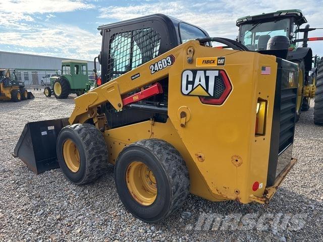 CAT 246D3 Šmykom riadené nakladače