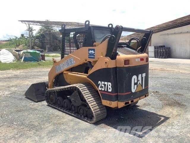 CAT 257B Šmykom riadené nakladače