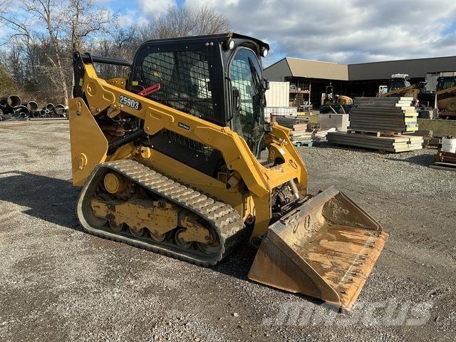 CAT 259D3 Šmykom riadené nakladače