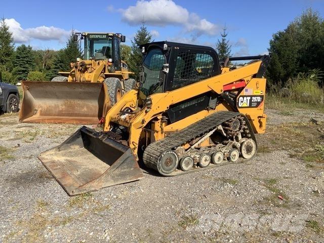CAT 297D2 XHP Šmykom riadené nakladače