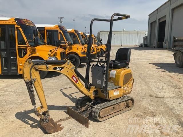 CAT 300.9D Pásové rýpadlá