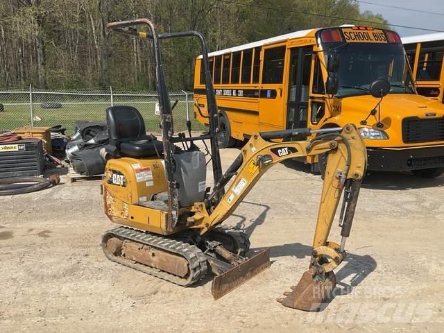 CAT 300.9D Pásové rýpadlá