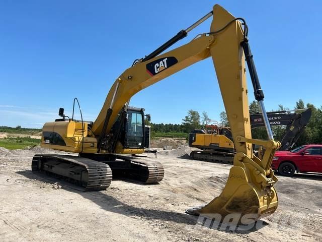 CAT 320 DL Pásové rýpadlá