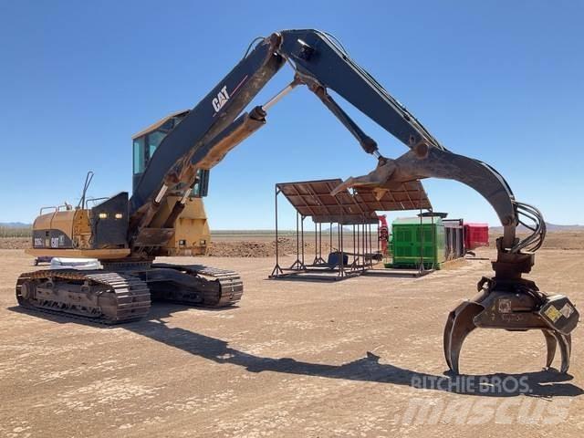 CAT 320C Lesné nakladače