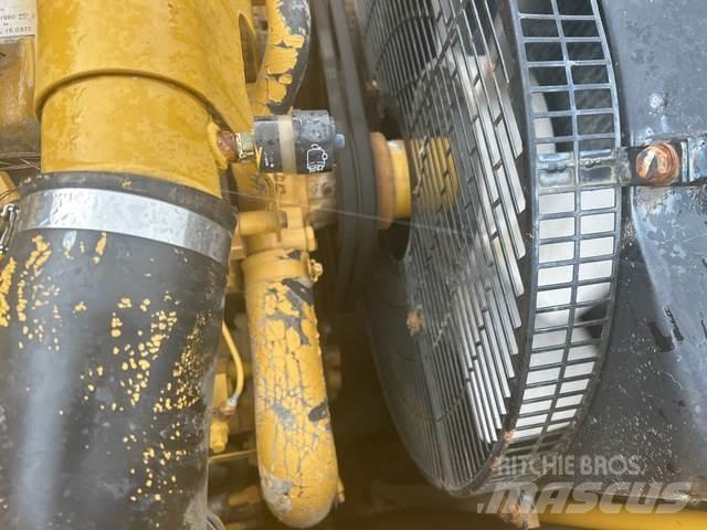 CAT 320L Pásové rýpadlá