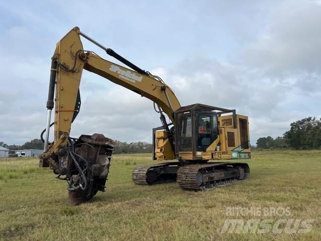CAT 321D Pásové rýpadlá