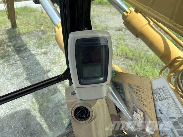 CAT 330 CL Pásové rýpadlá