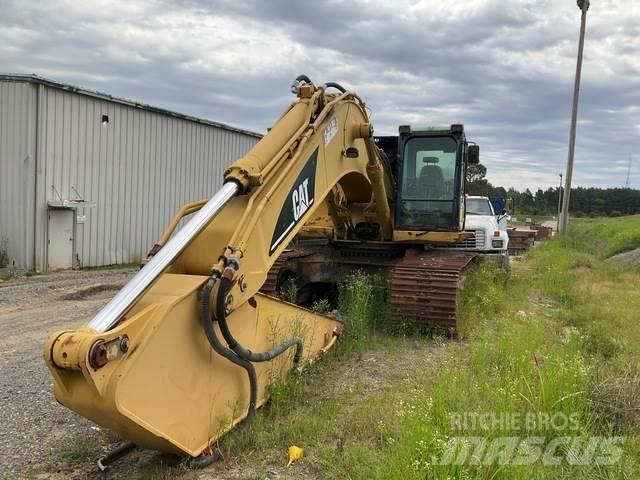 CAT 330D L Pásové rýpadlá