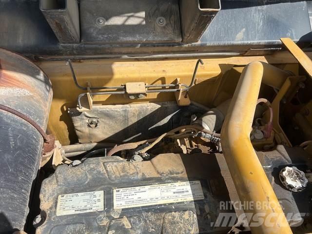 CAT 336DL Pásové rýpadlá