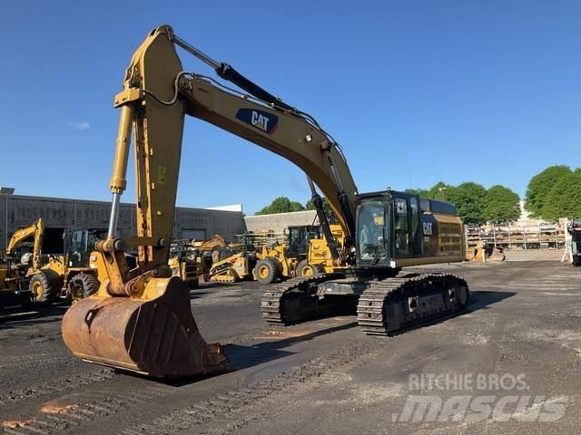 CAT 352F Pásové rýpadlá