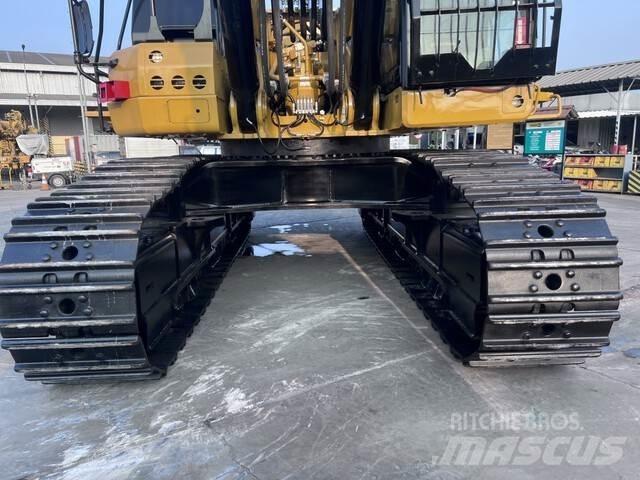 CAT 395 Pásové rýpadlá