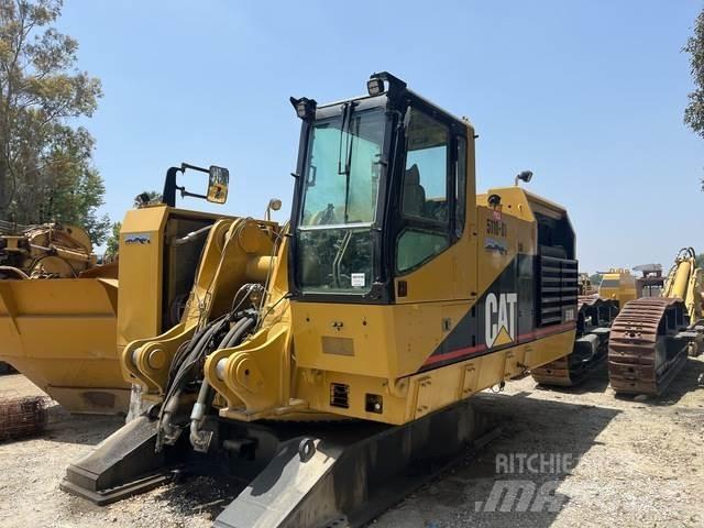 CAT 5110B Pásové rýpadlá