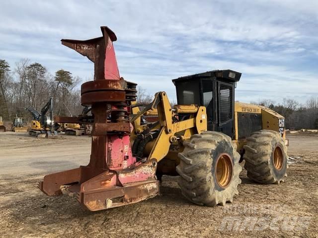 CAT 573 Stínacie harvestory