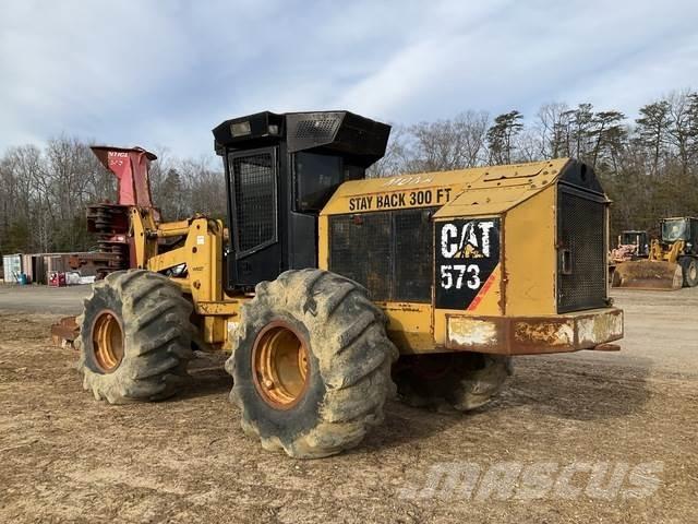 CAT 573 Stínacie harvestory