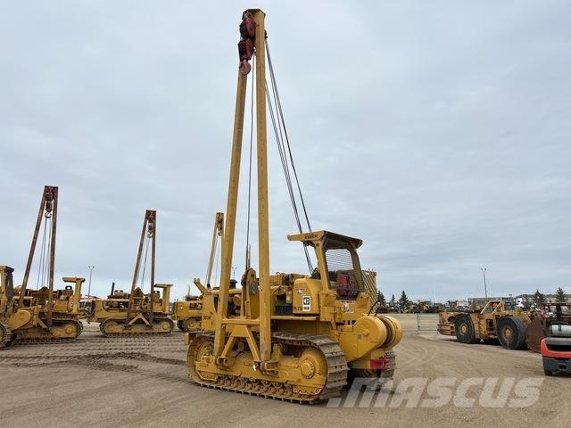 CAT 583K Ukladače potrubia