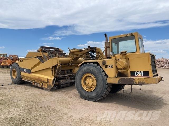 CAT 613B Skrejpre