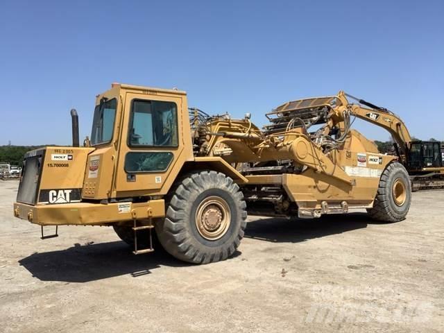 CAT 615C Skrejpre