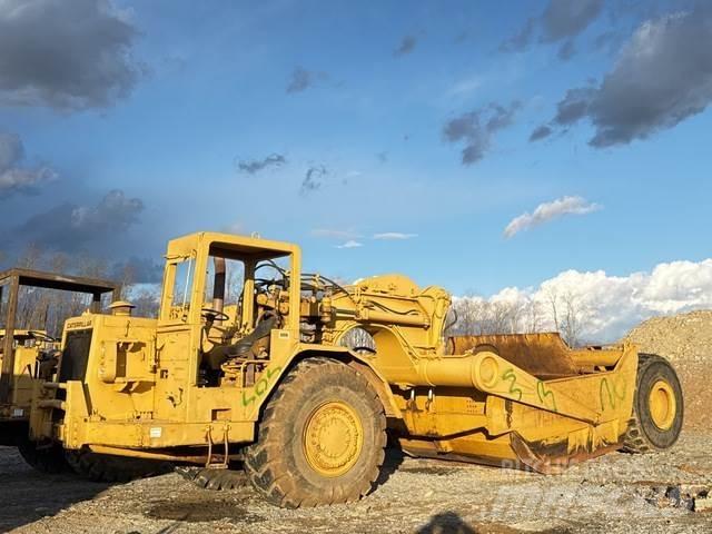 CAT 621B Skrejpre