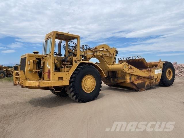 CAT 621B Skrejpre