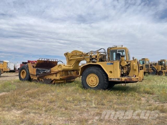 CAT 621B Skrejpre