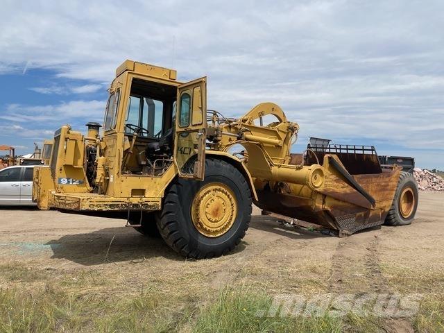 CAT 621B Skrejpre