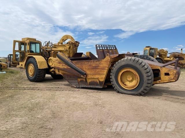 CAT 621B Skrejpre