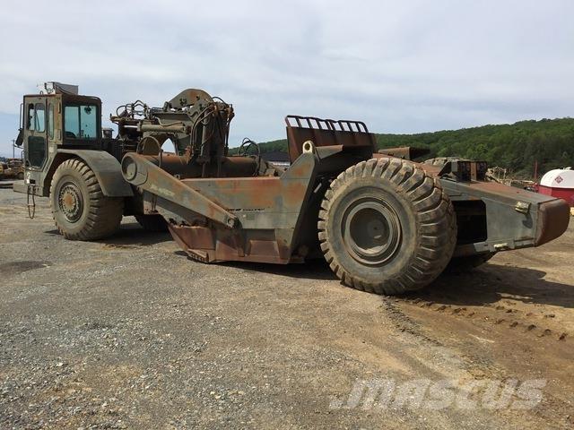 CAT 621B MIL Skrejpre