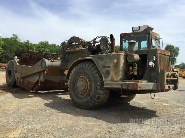 CAT 621B MIL Skrejpre