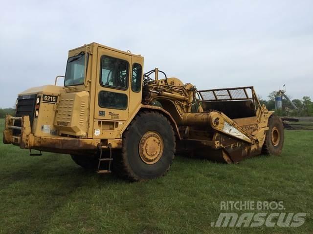 CAT 621G Skrejpre