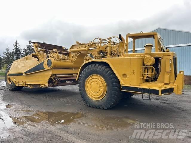 CAT 623B Skrejpre