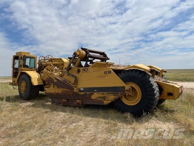 CAT 623B Skrejpre