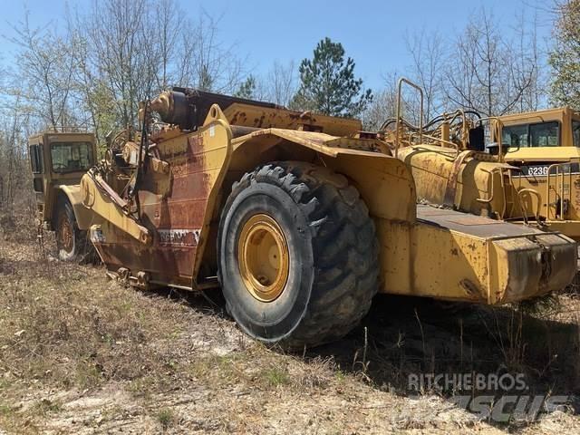 CAT 623F Skrejpre