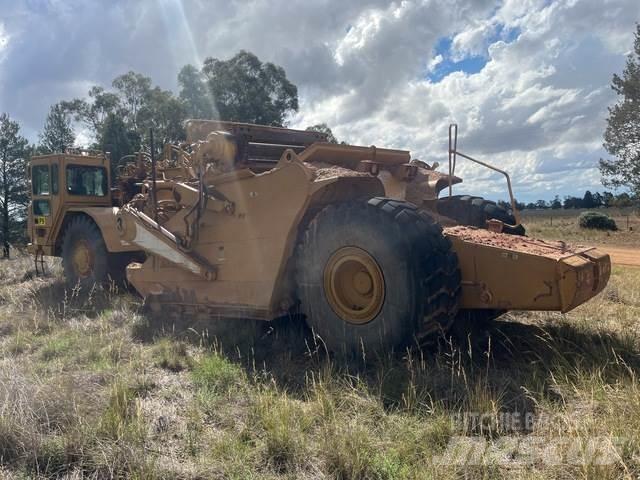 CAT 623G Skrejpre