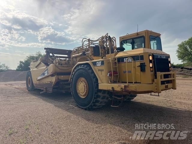 CAT 623G Skrejpre