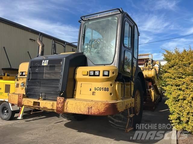 CAT 623k Skrejpre