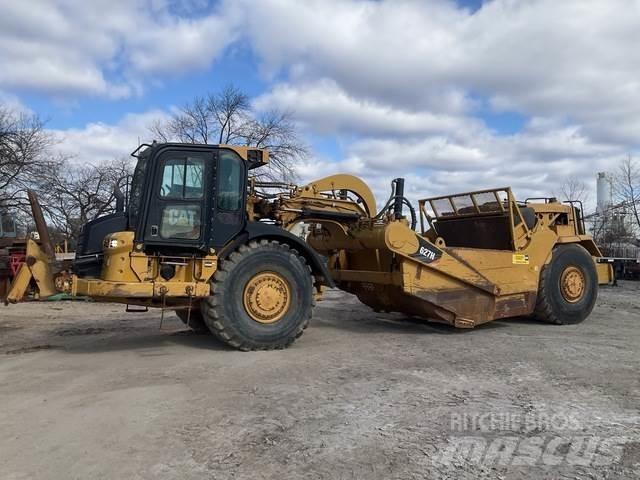 CAT 627H Skrejpre