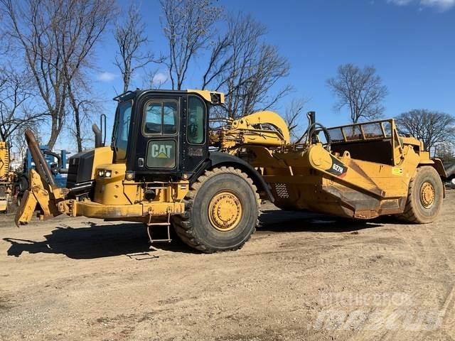 CAT 627H Skrejpre