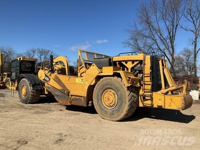 CAT 627H Skrejpre