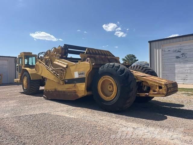 CAT 633D Skrejpre