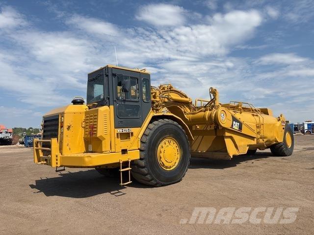 CAT 637G Cisterny na vodu