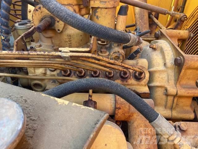 CAT 651E Skrejpre