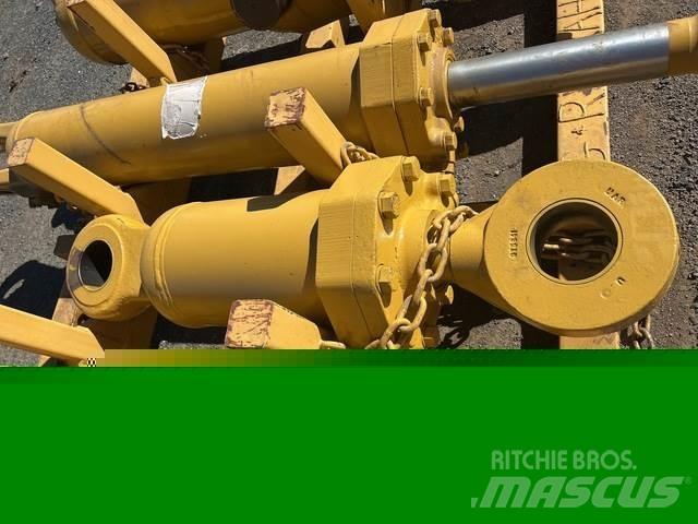 CAT 657E Doprava – ostatné