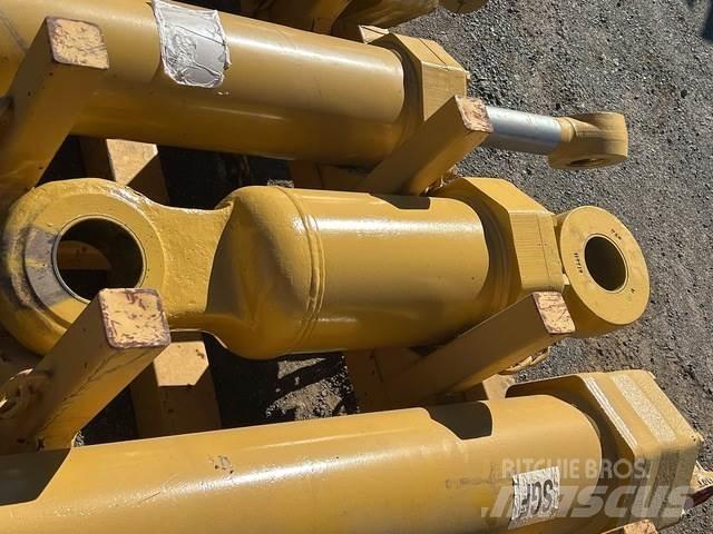 CAT 657E Doprava – ostatné