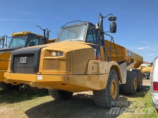 CAT 725C2 Kĺbové nákladné autá