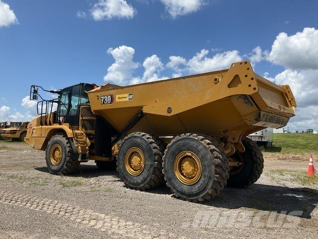 CAT 730 Kĺbové nákladné autá